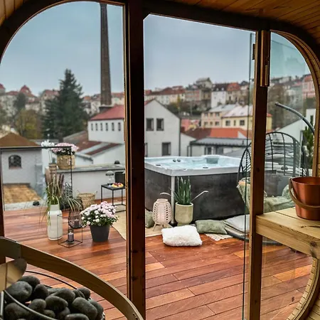 Na Klenici Aparthotel 4*